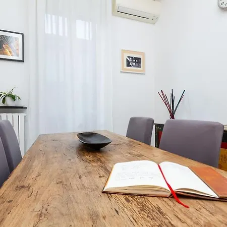 Apartamento Little Oleandra - *